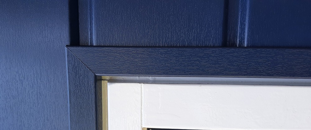 Montage Keralit eindprofiel Montage Keralit eindprofiel