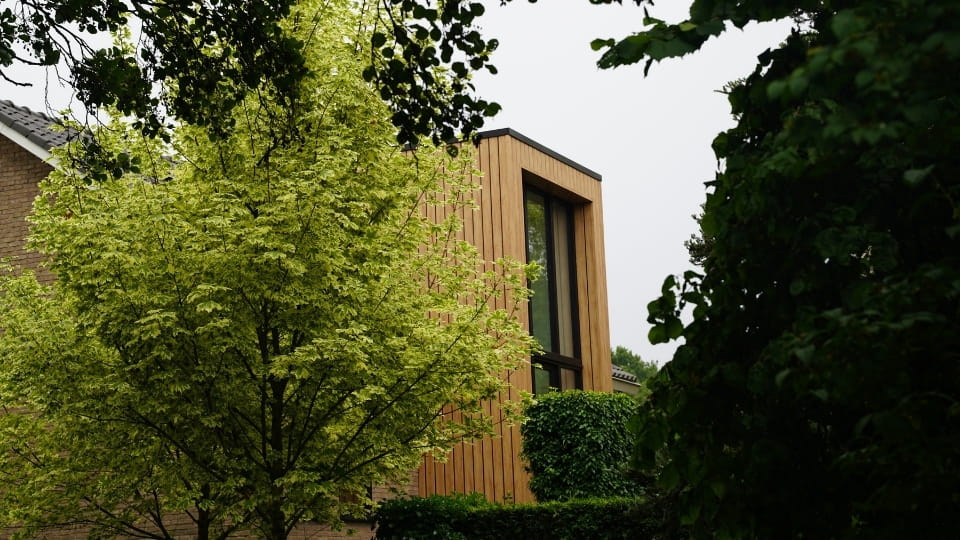 VinyPlus in Turners eiken Shadow op moderne aanbouw